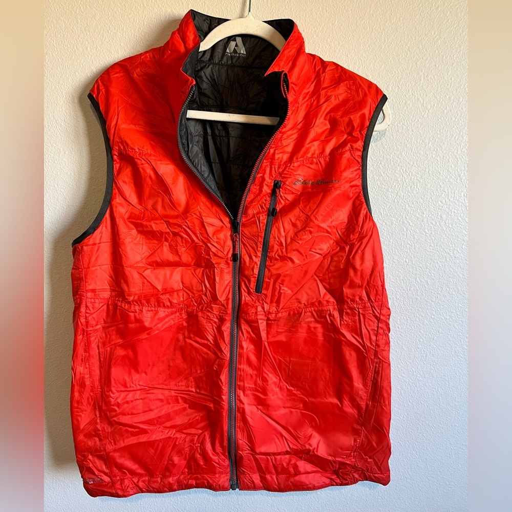Eddie Bauer First Ascent Reversible Vest size M